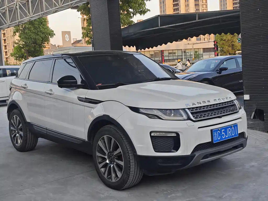 Land Rover Evoque 2018 — фото 3