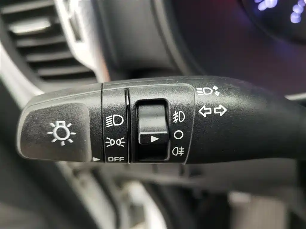 Kia KX5 2017 — фото 21