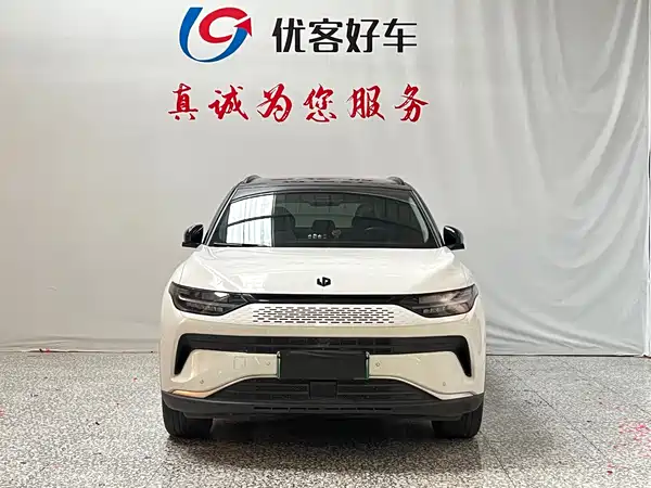 Leapmotor C11 2025