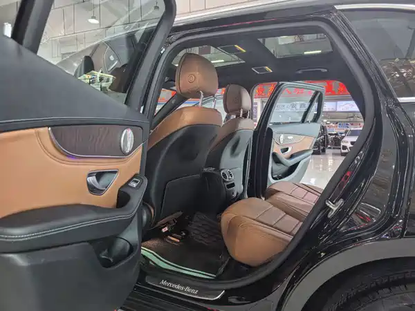 Mercedes-Benz GLC 2019