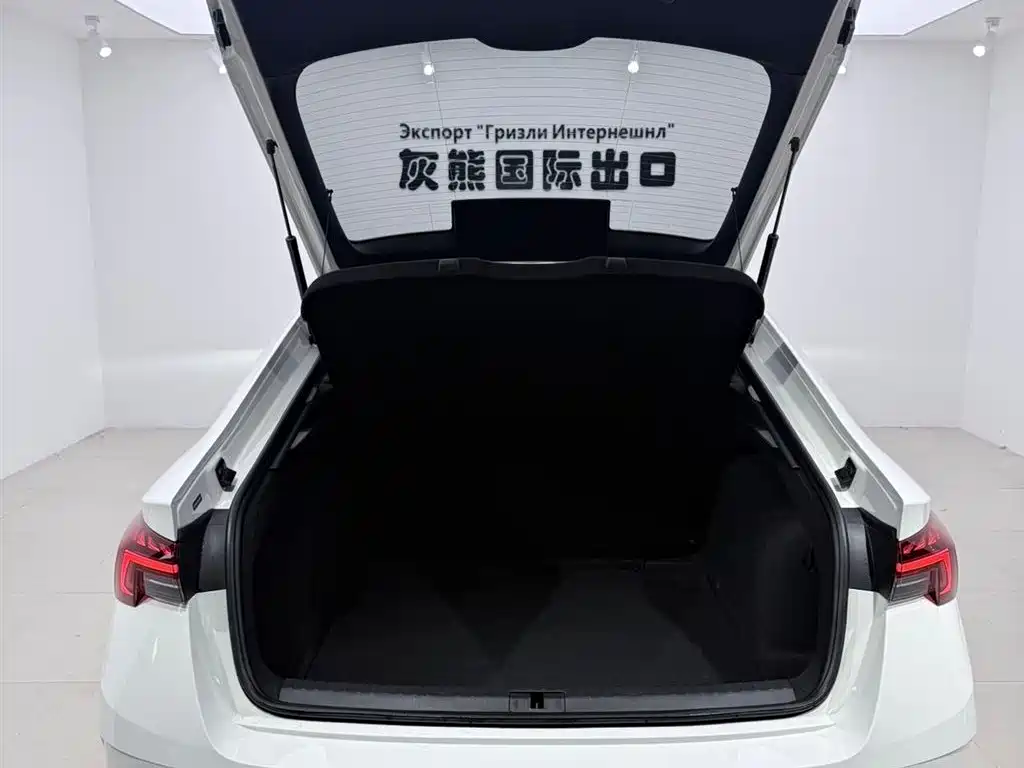 Skoda Octavia 2022 — фото 15