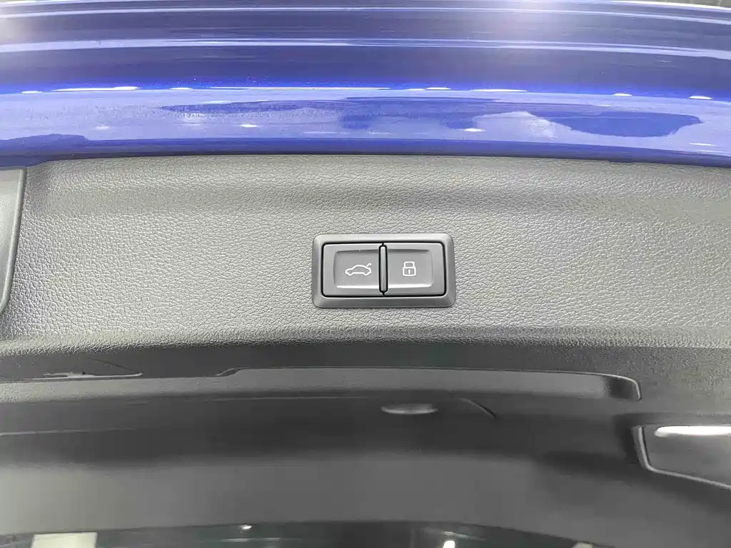 Audi Q3 2023 — фото 17