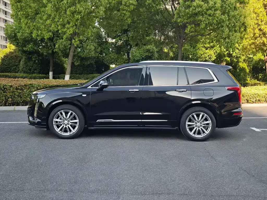 Cadillac XT6 2021 — фото 4