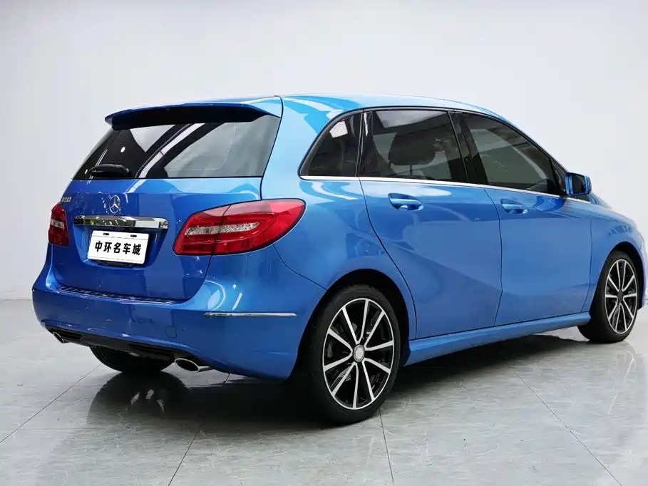 Mercedes-Benz B-Class 2013 — фото 16