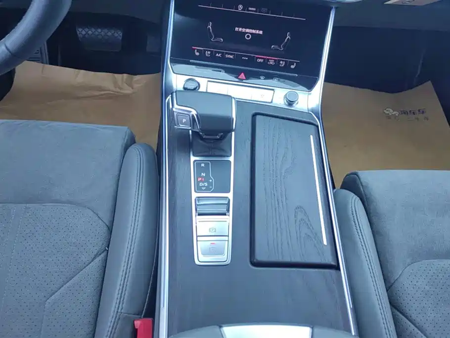 Audi A6L 2023 — фото 16