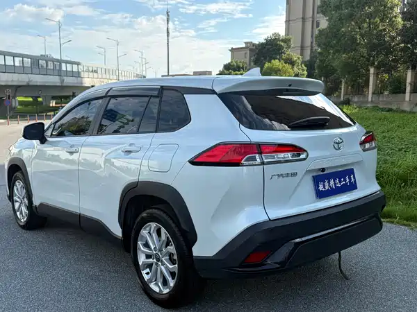 Toyota Frontlander 2024