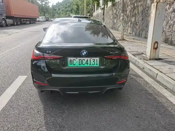 BMW i4 2023