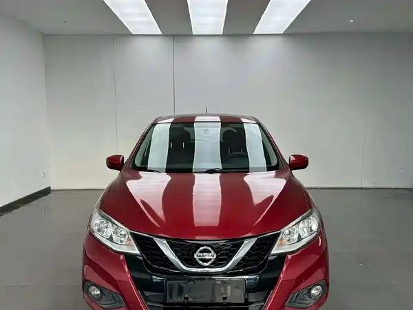 Nissan Tiida 2016