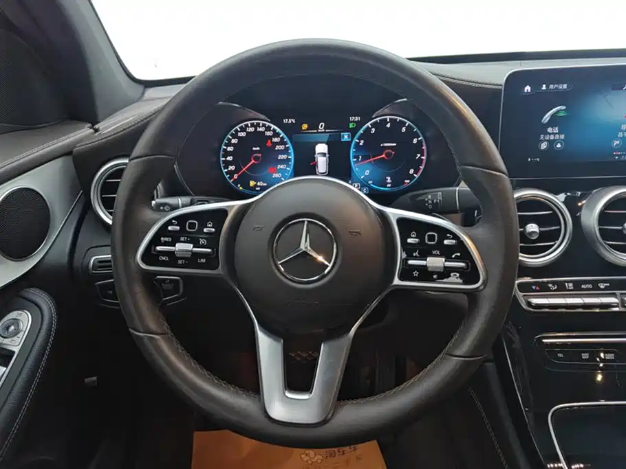 Mercedes-Benz GLC 2021 — фото 15