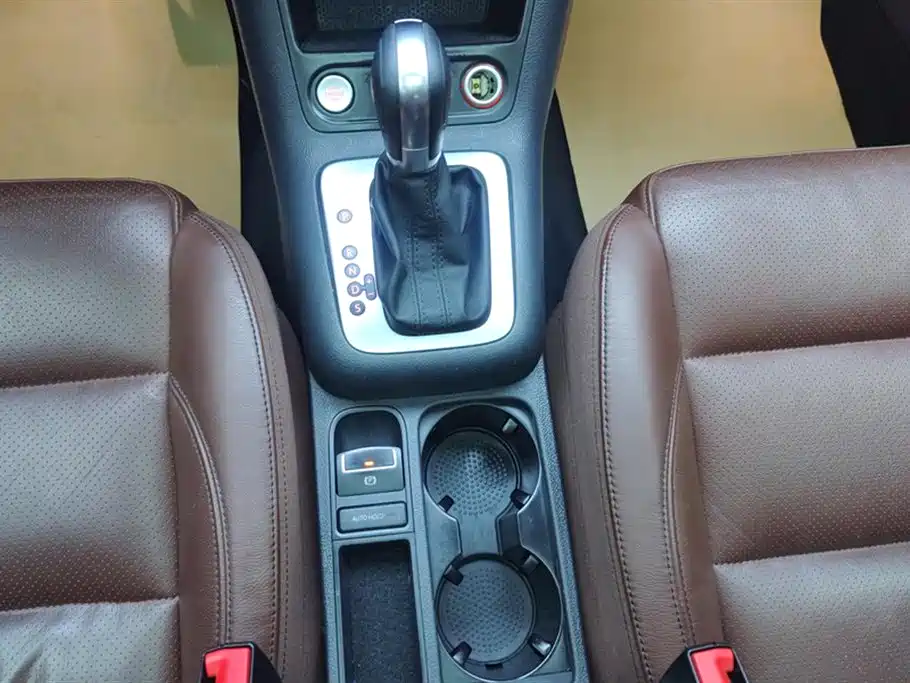Volkswagen Tiguan 2015 — фото 16
