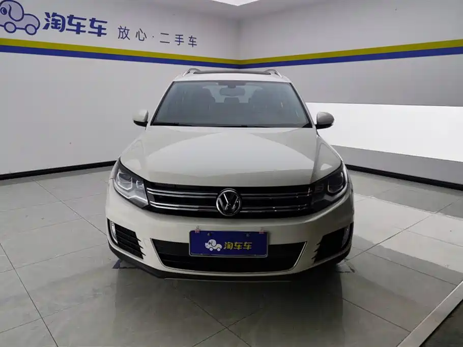 Volkswagen Tiguan 2015 — фото 2
