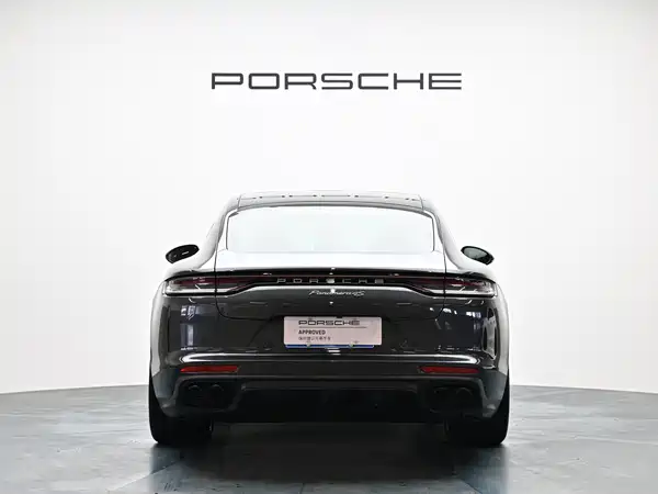 Porsche Panamera 2023