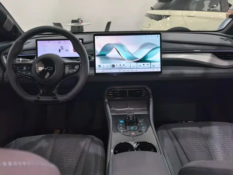 BYD Seal 06GT 2025 — фото 12