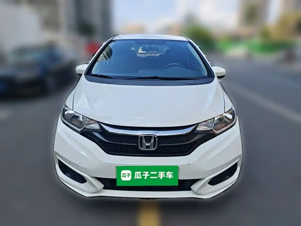 Honda Fit 2018 — фото 2