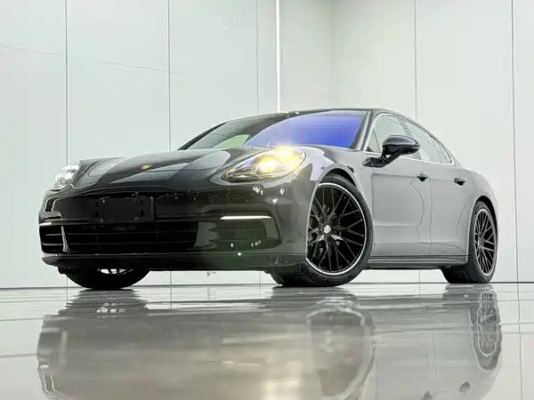 Porsche Panamera 2020