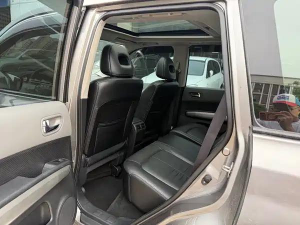 Nissan X-Trail 2011