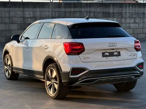 Audi Q2L 2022