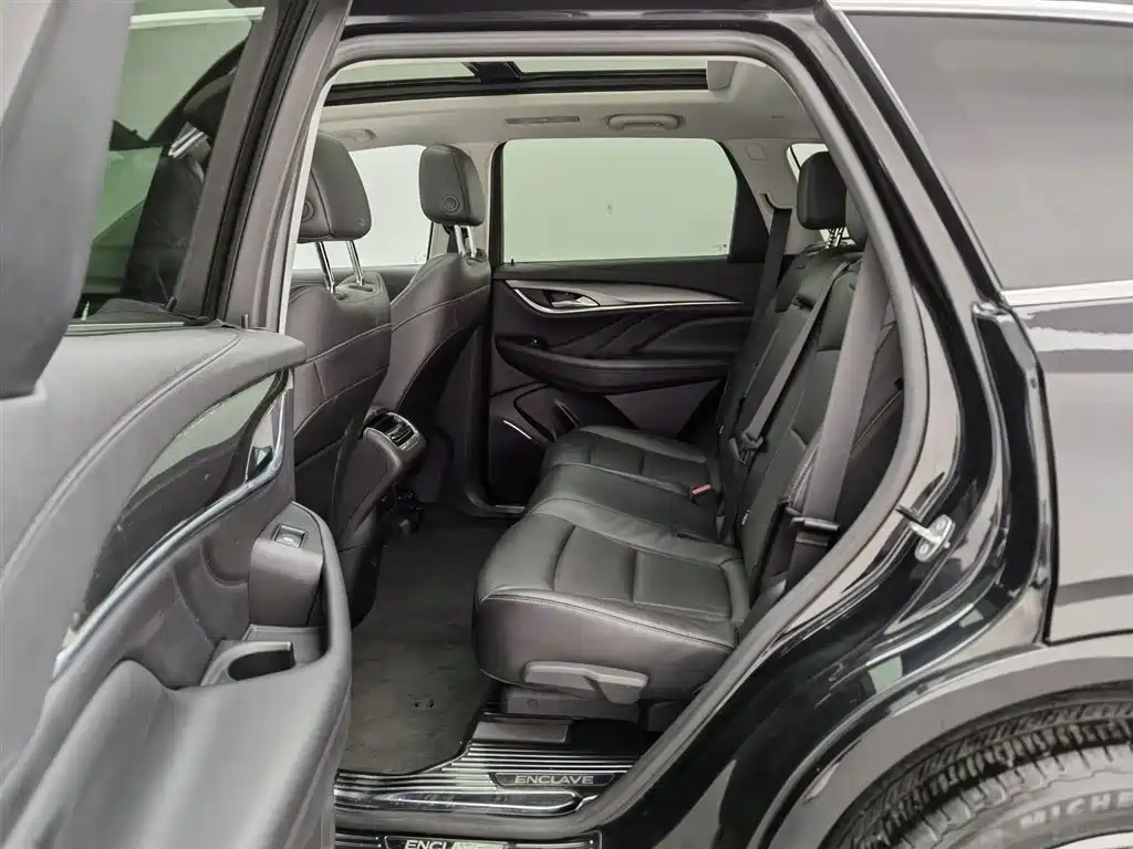 Buick Enclave 2021 — фото 15
