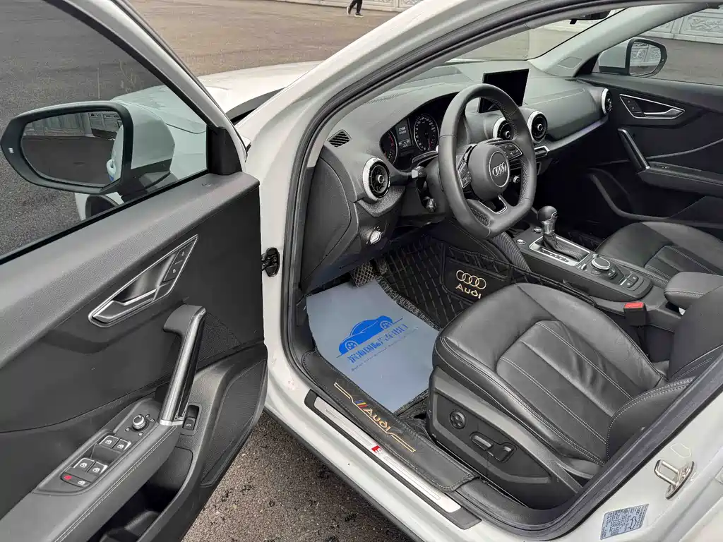 Audi Q2L 2022