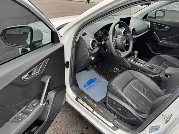 Audi Q2L 2022