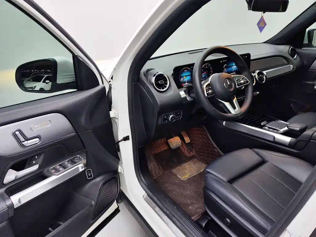 Mercedes-Benz GLB 2020 — фото 11