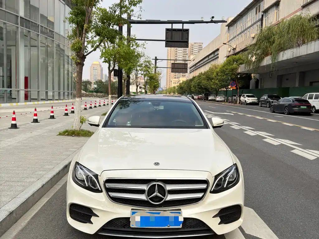 Mercedes-Benz E-Class 2019