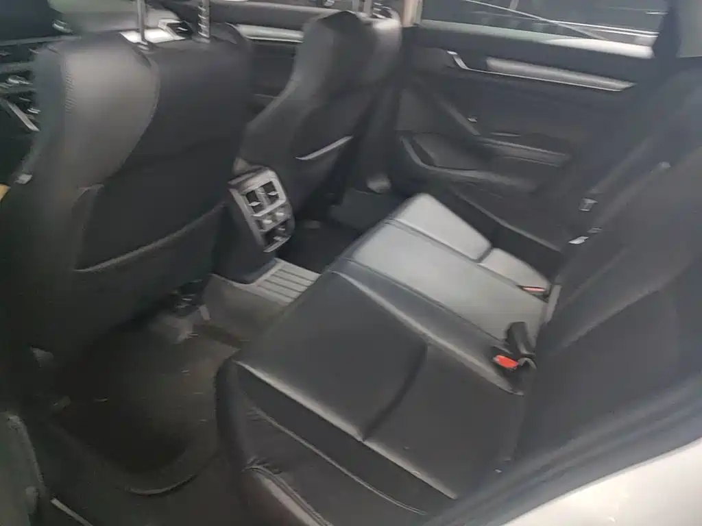 Honda Accord 2021 — фото 17