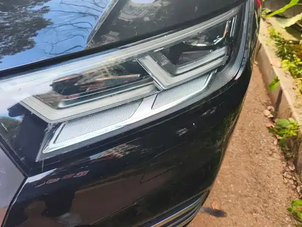 Audi Q5L 2019