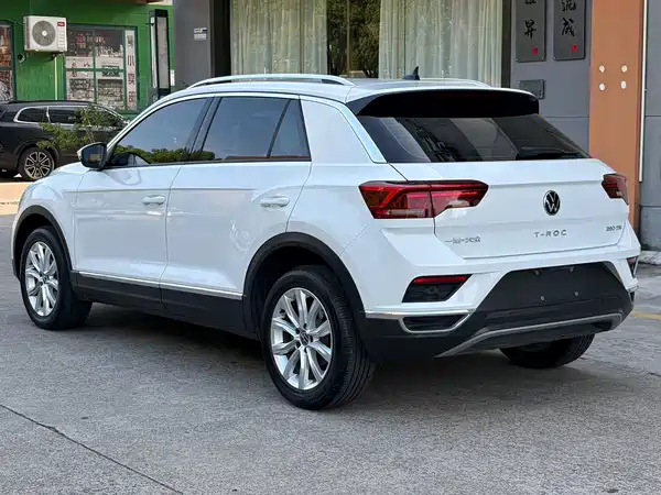 Volkswagen T-Roc 2023