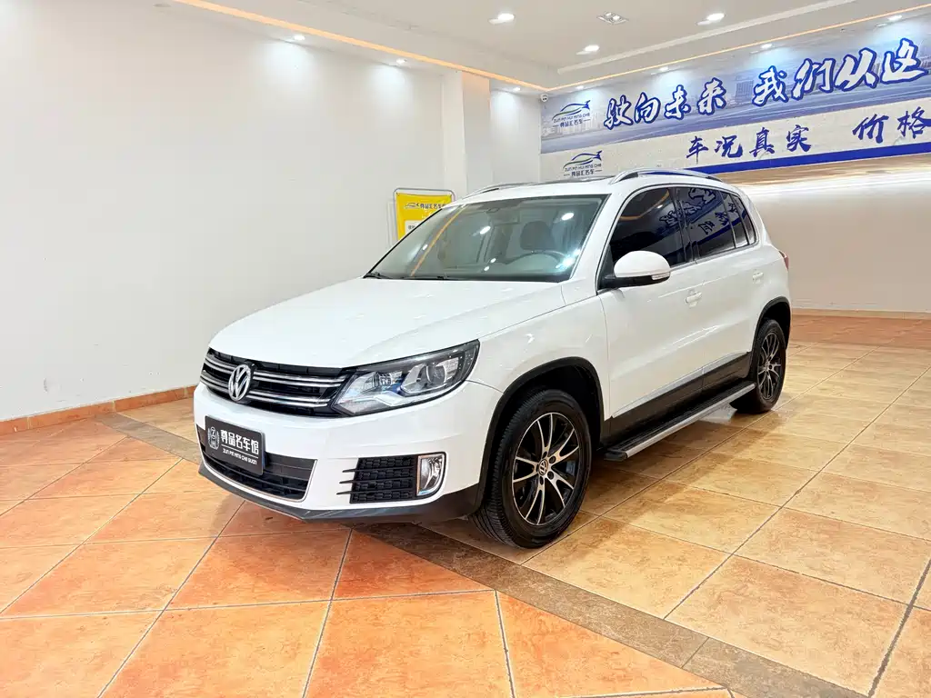 Volkswagen Tiguan 2016 — фото 1
