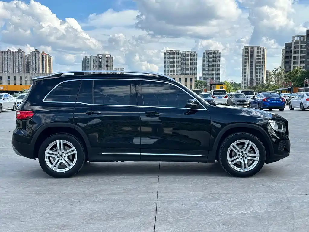 Mercedes-Benz GLB 2021 — фото 8