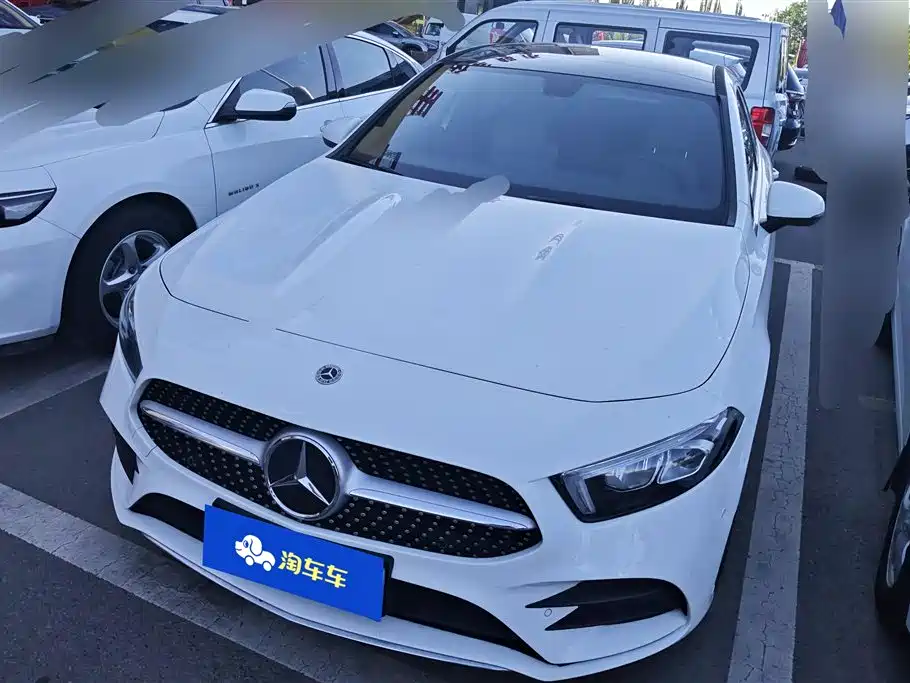 Mercedes-Benz A-Class 2023 — фото 1