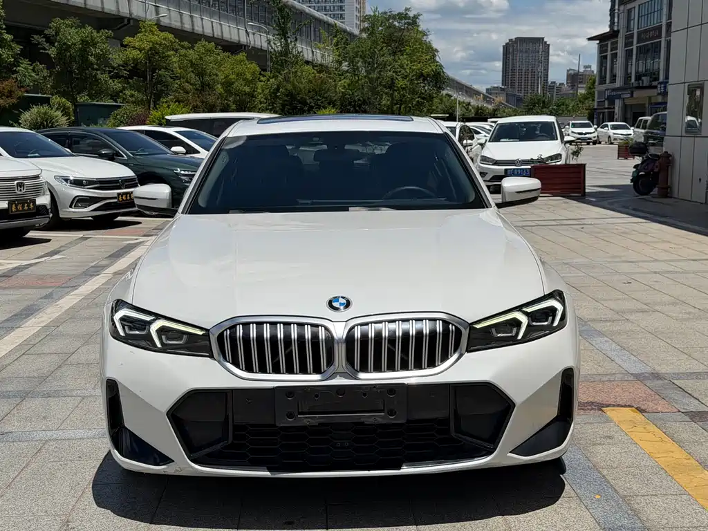 BMW 3 Series 2023