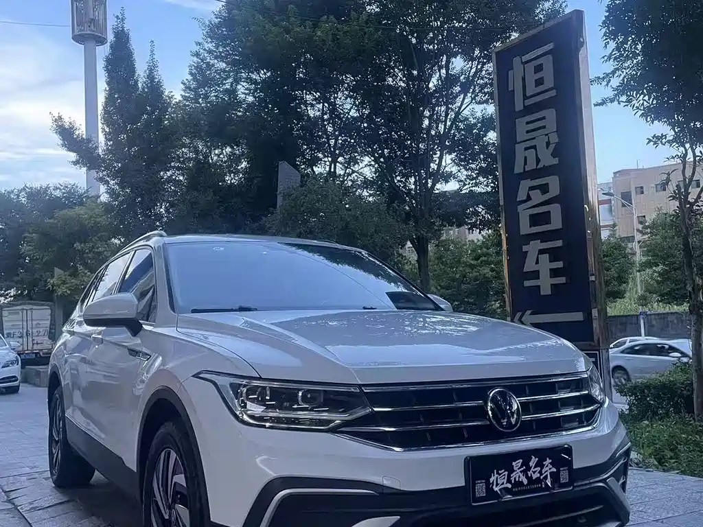 Volkswagen Tiguan L 2022 — фото 3