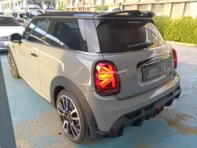 MINI MINI 2021