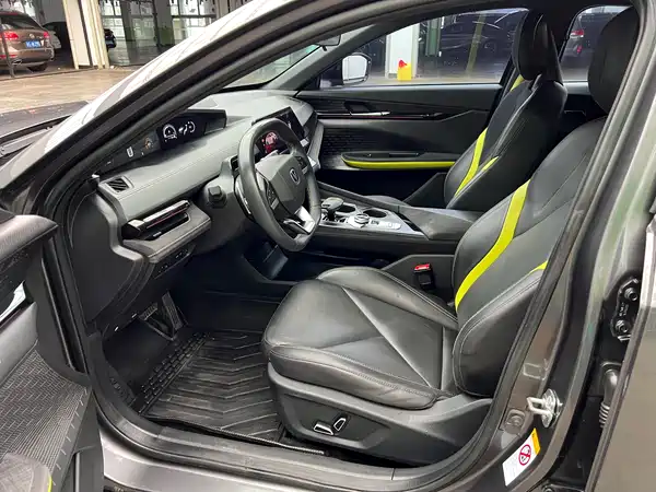 Changan UNI-V 2022