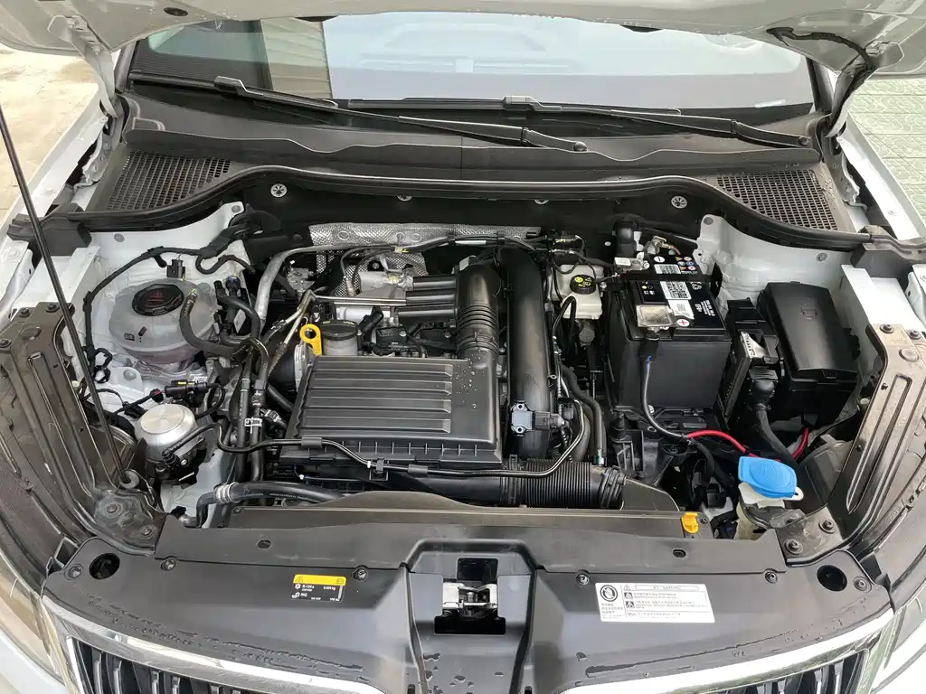 Skoda Karoq 2023 — фото 28