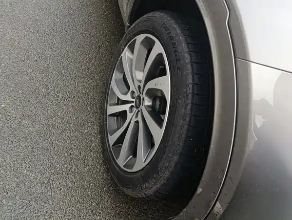 Land Rover Discovery Sport 2023