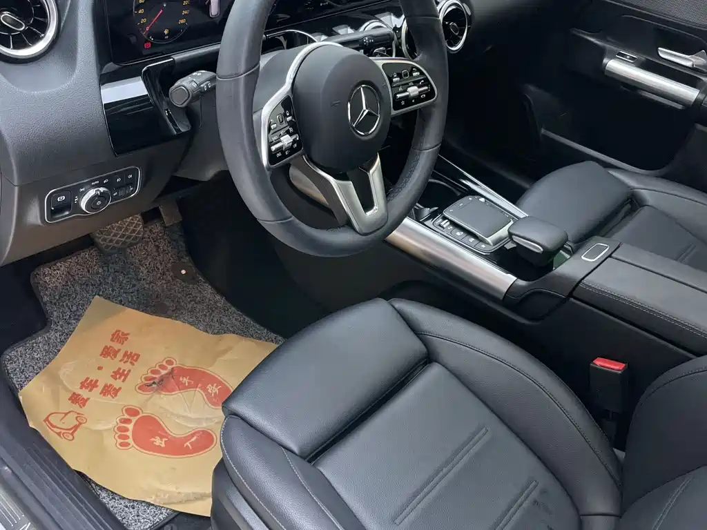 Mercedes-Benz GLA 2022 — фото 16