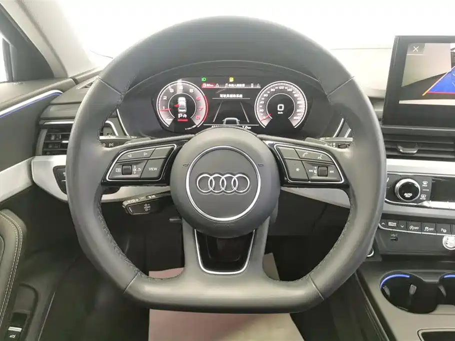 Audi A4L 2023 — фото 15