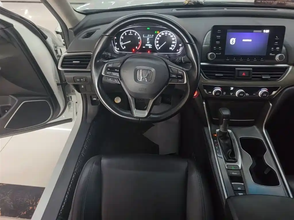 Honda Accord 2021 — фото 11