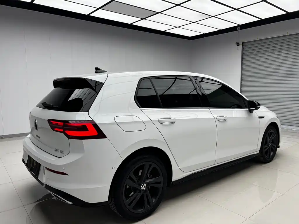 Volkswagen Golf 2022