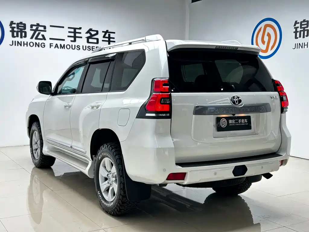Toyota Prado 2024 — фото 27