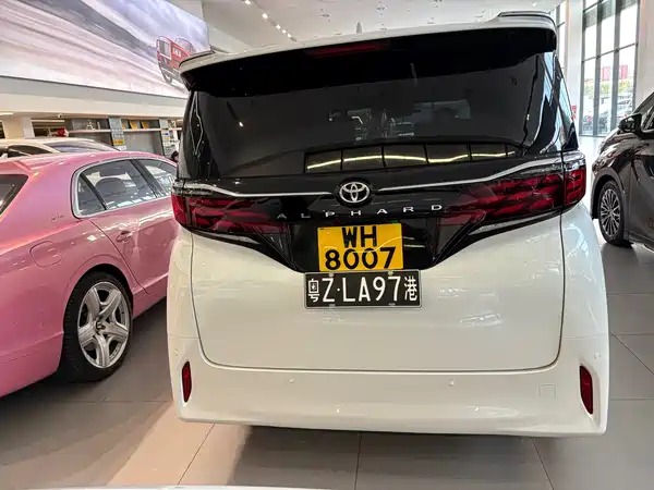 Toyota Alphard 2025