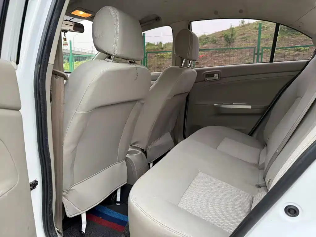 Changan V3 2016 — фото 7
