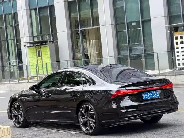 Audi A7L 2023