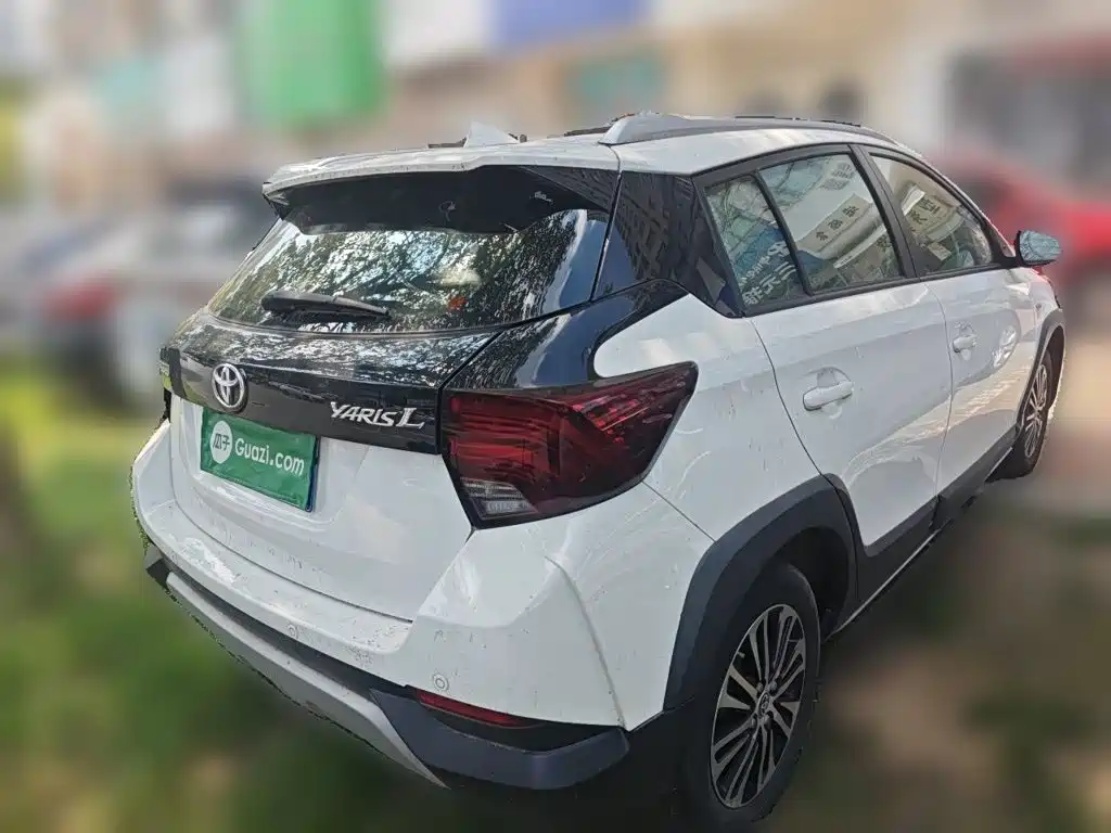 Toyota Yaris L 2020