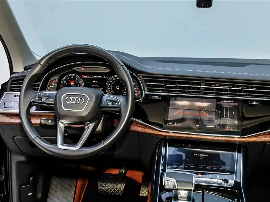 Audi Q7 2023 — фото 31