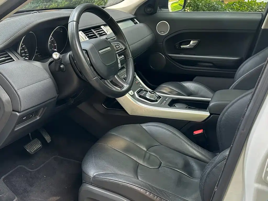 Land Rover Evoque 2014 — фото 15