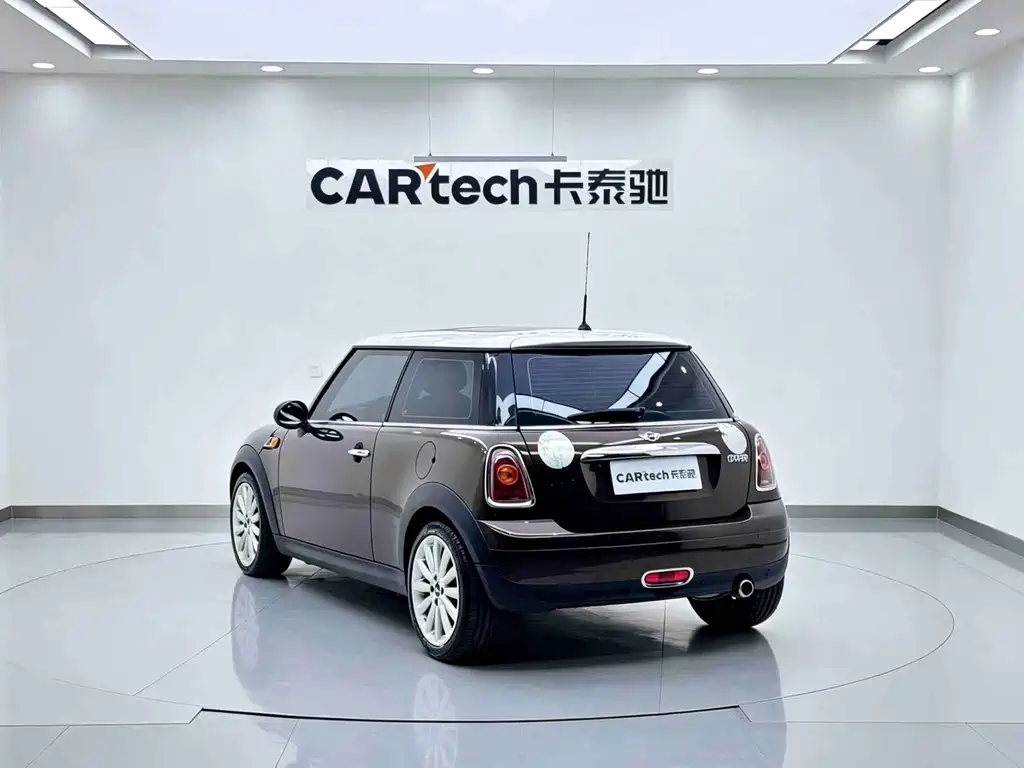 MINI Mini 2010